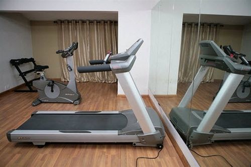 Deccan Plaza Hotel - أوتي المظهر الخارجي الصورة
